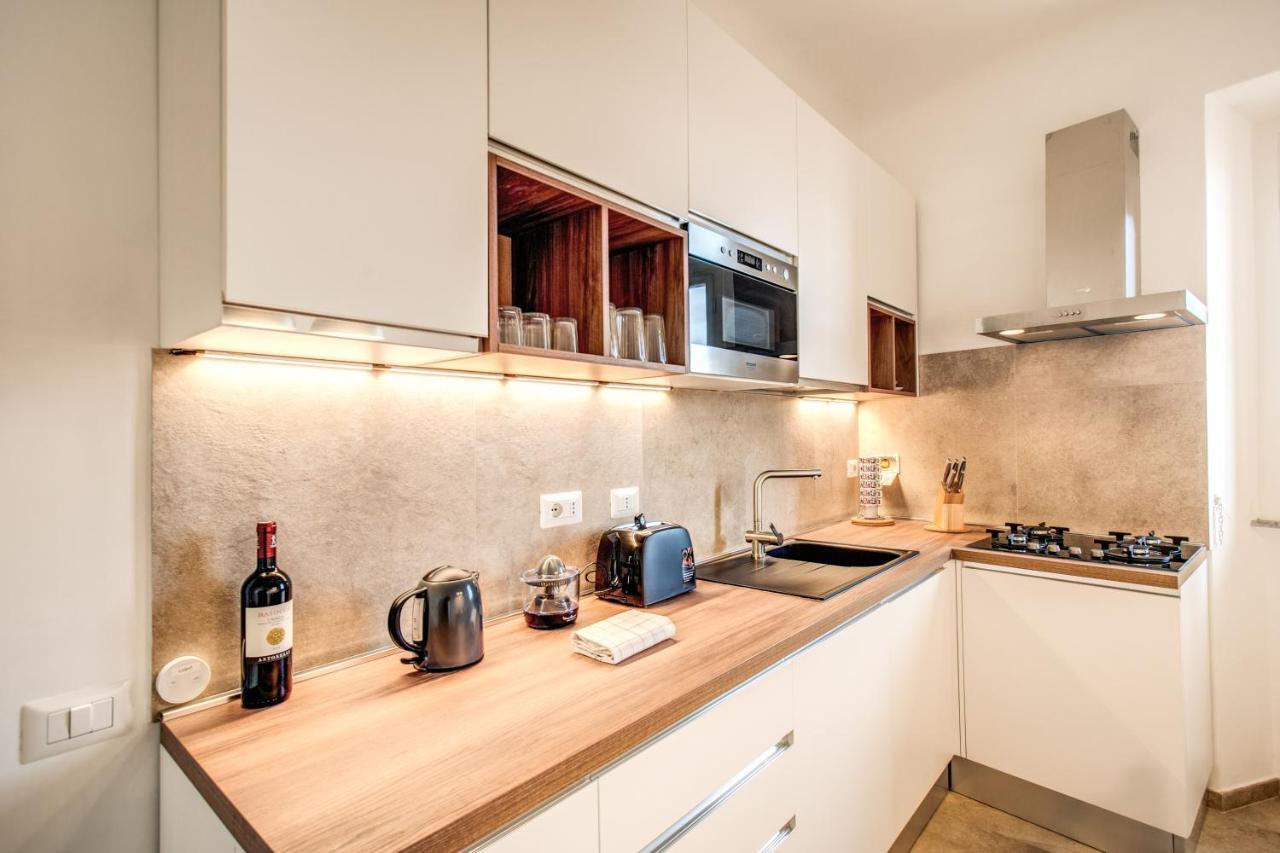 Cavour Attic With Terrace Apartment Rome Luaran gambar