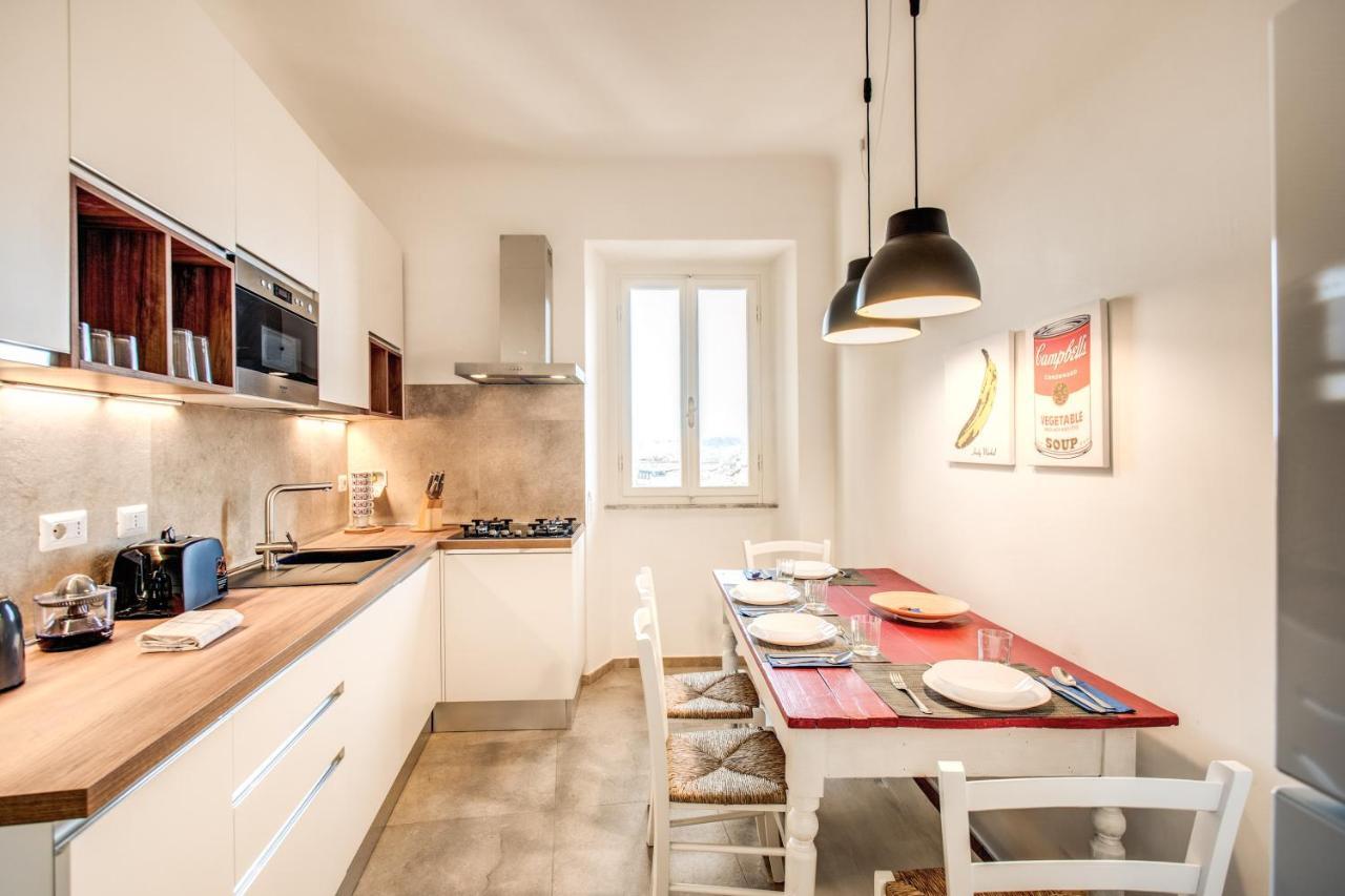 Cavour Attic With Terrace Apartment Rome Luaran gambar