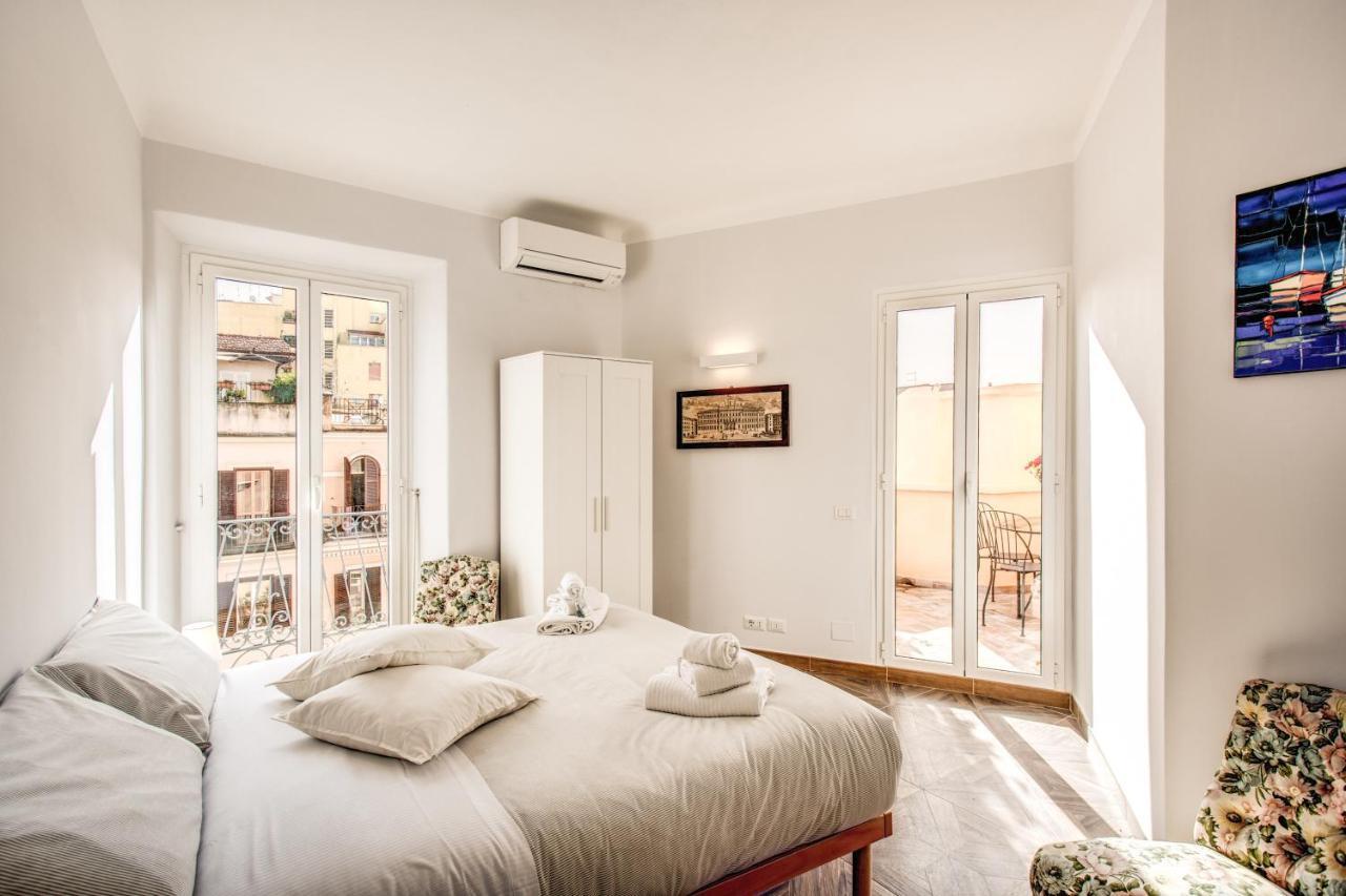 Cavour Attic With Terrace Apartment Rome Luaran gambar