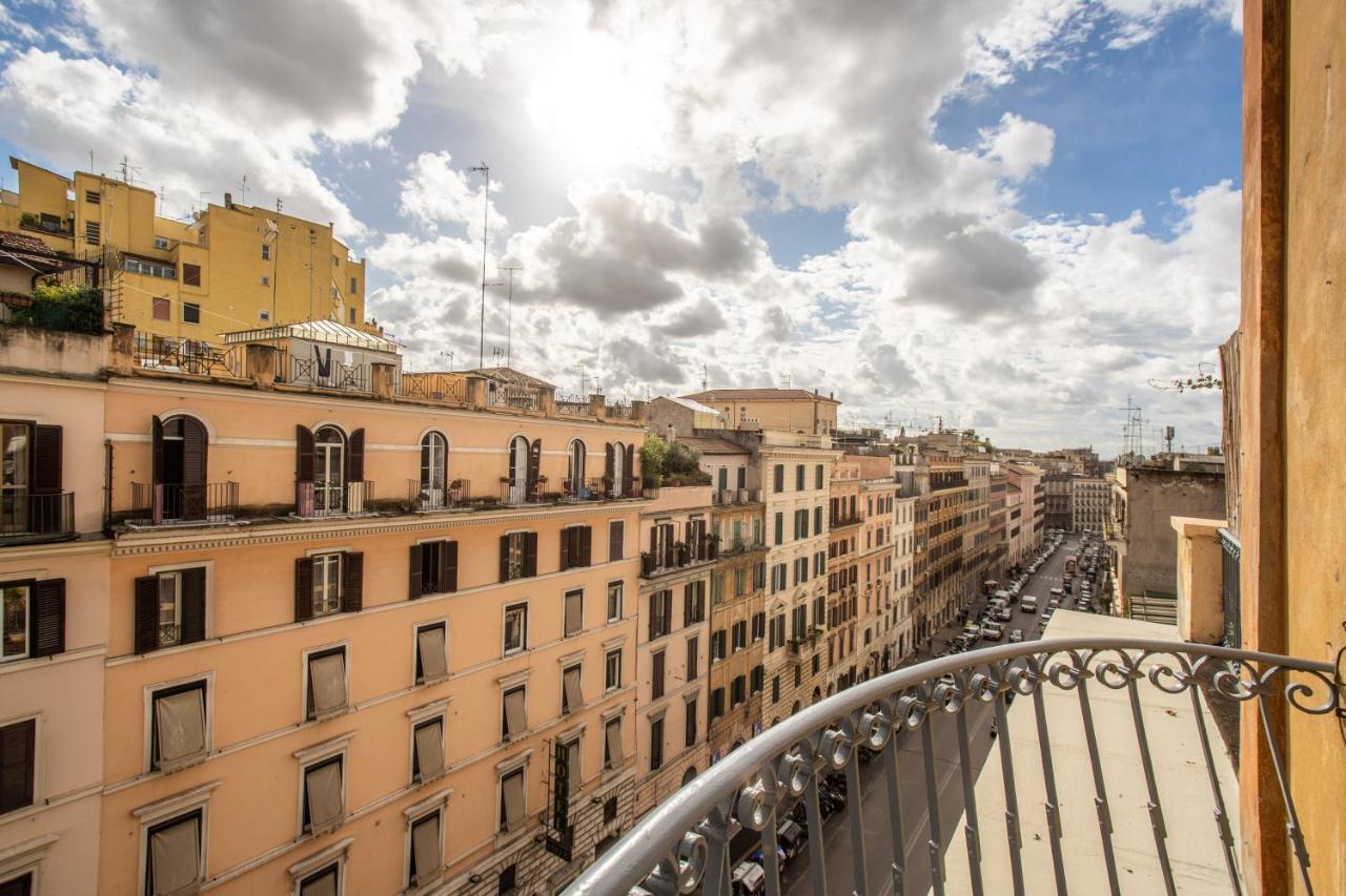 Cavour Attic With Terrace Apartment Rome Luaran gambar