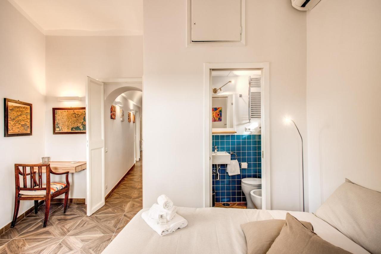 Cavour Attic With Terrace Apartment Rome Luaran gambar