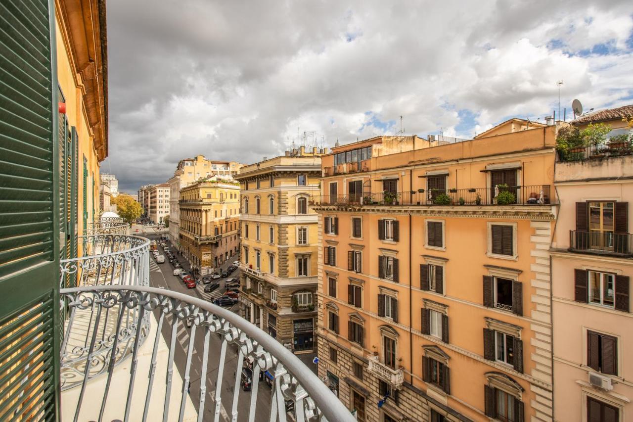 Cavour Attic With Terrace Apartment Rome Luaran gambar